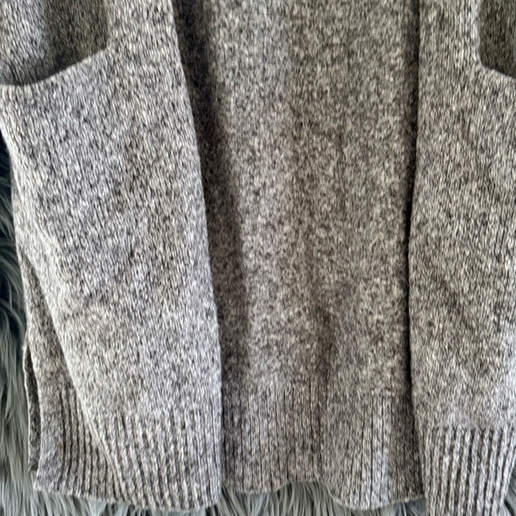 Old Navy Long Cardigan - Picture 4 of 5